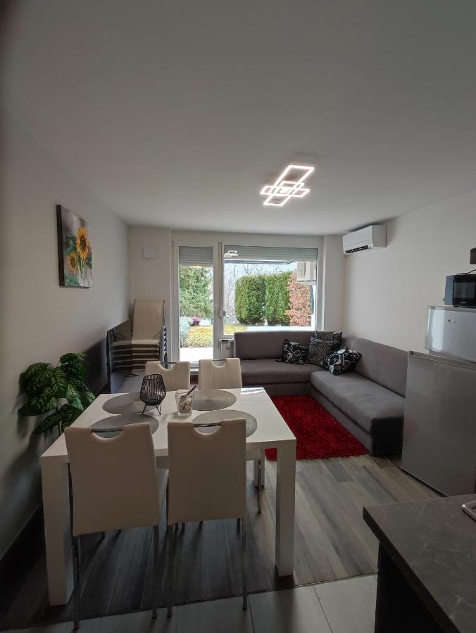 Apartment Mojca 보베츠 외부 사진