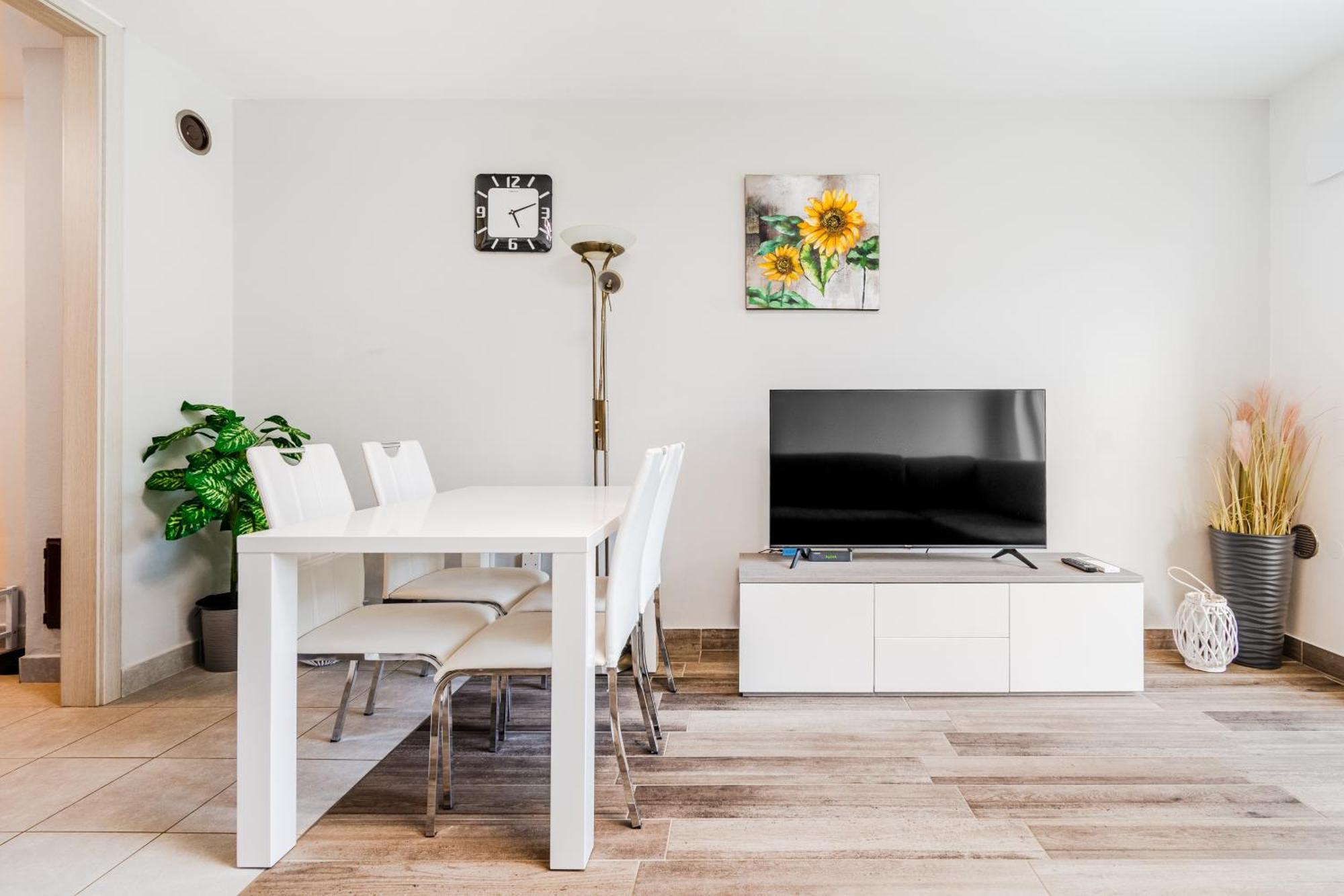 Apartment Mojca 보베츠 외부 사진